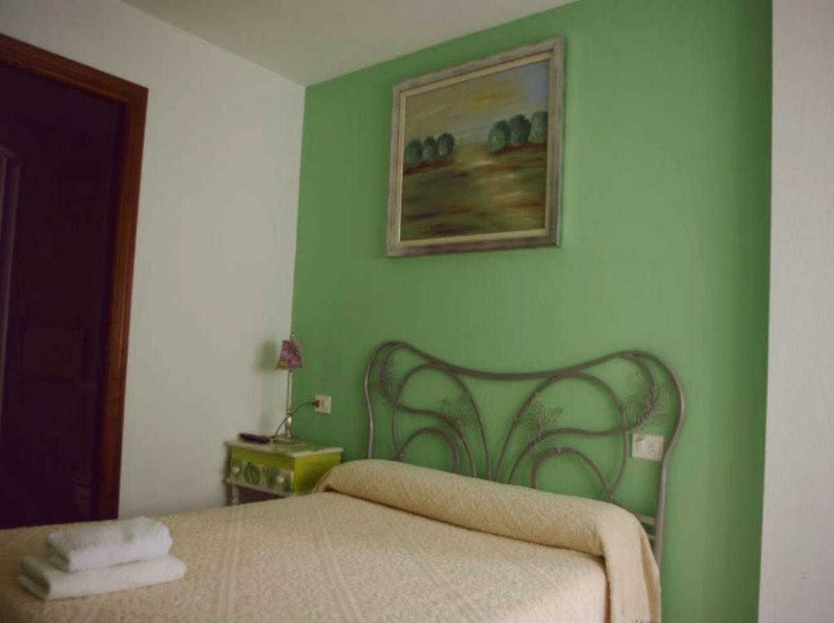 Pension Casa Curro ปาลัสเดเรย์ ภายนอก รูปภาพ